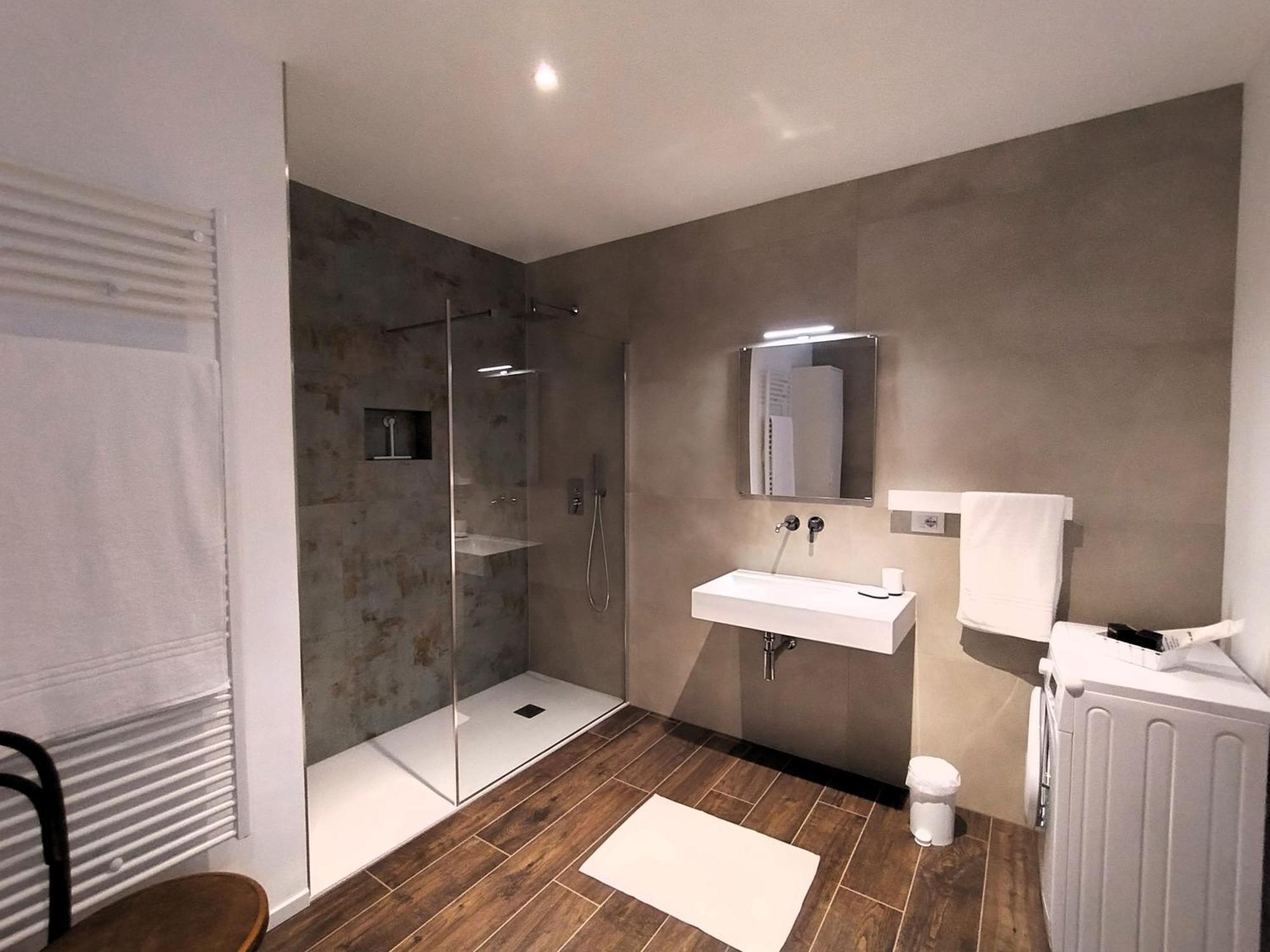 Active Wind Apartment ริวาเดลการ์ดา ภายนอก รูปภาพ