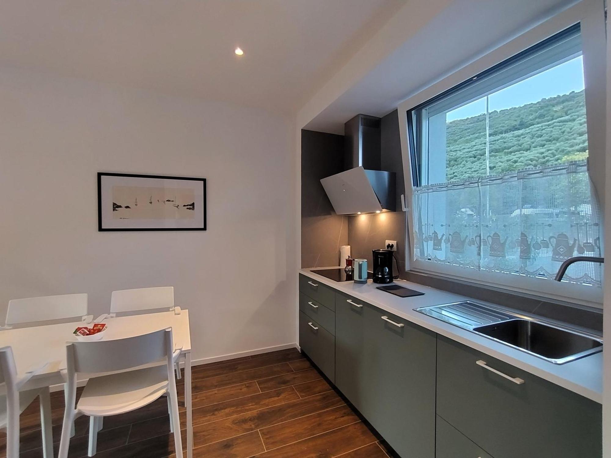 Active Wind Apartment ริวาเดลการ์ดา ภายนอก รูปภาพ